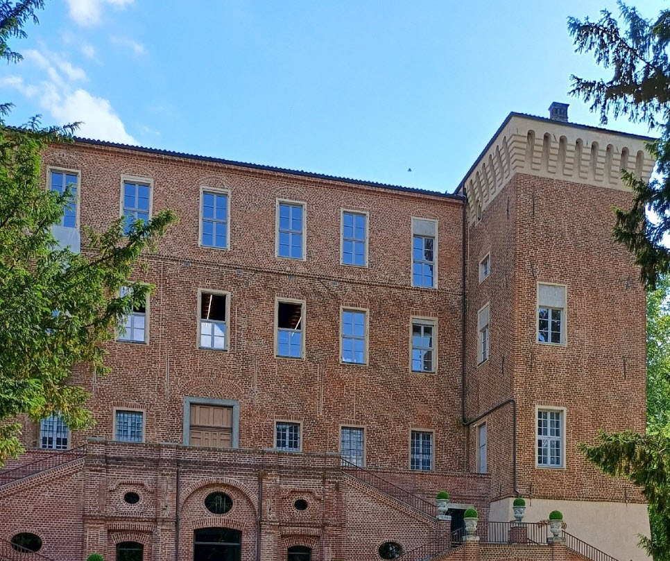 Castello Della Rovere, Italy